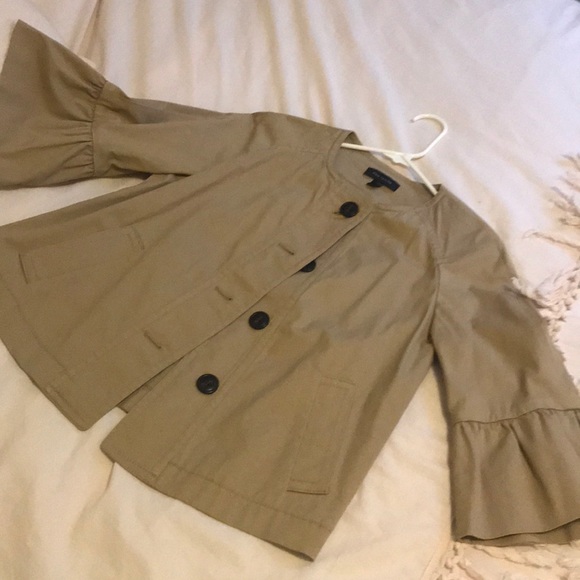 Ann Taylor Jackets & Blazers - Ann Taylor Bell sleeve jacket!